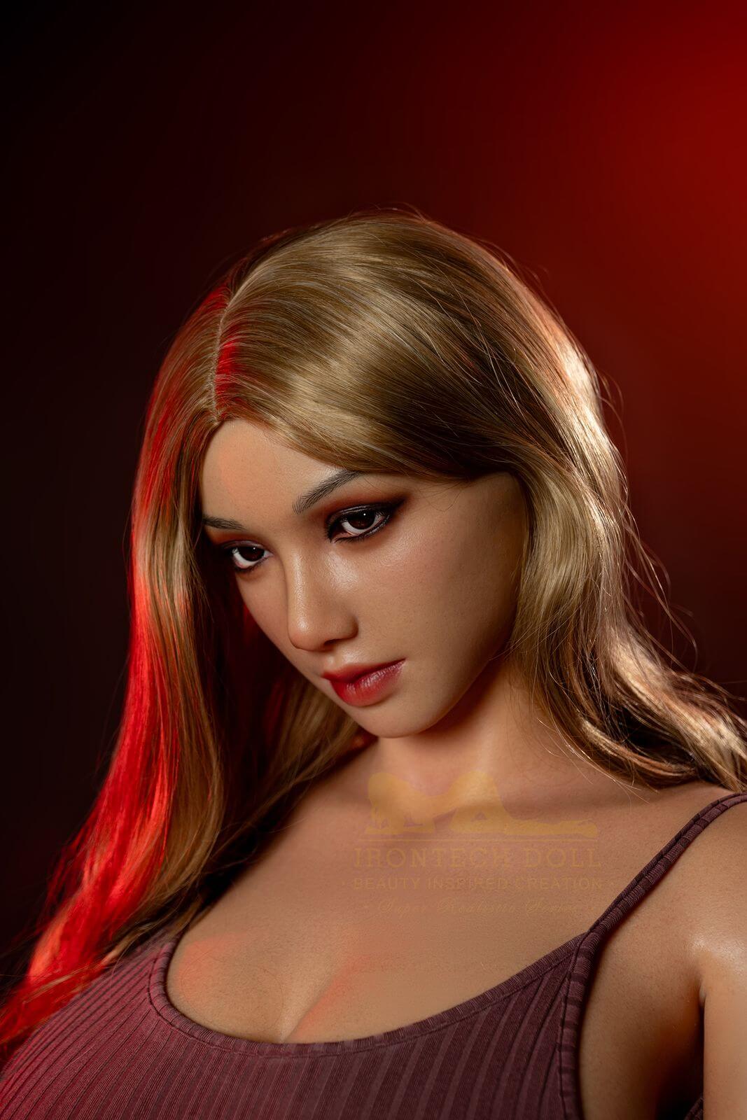 Sexpuppe Rita Tanned