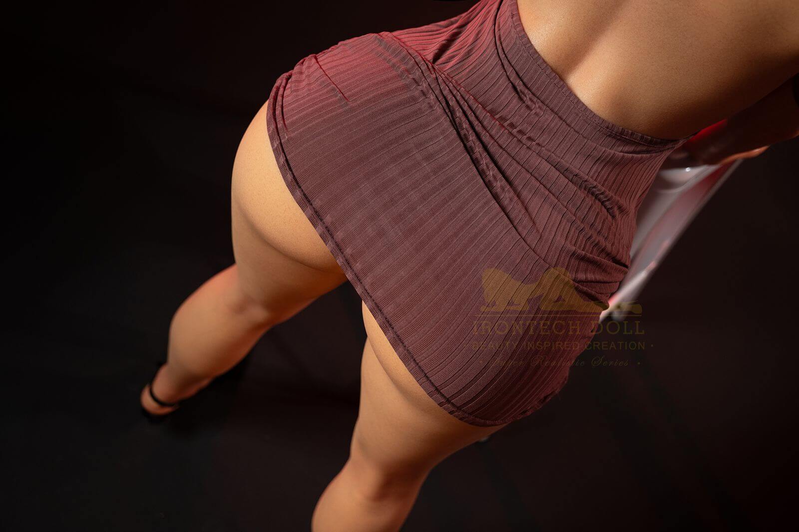 Sexpuppe Rita Tanned