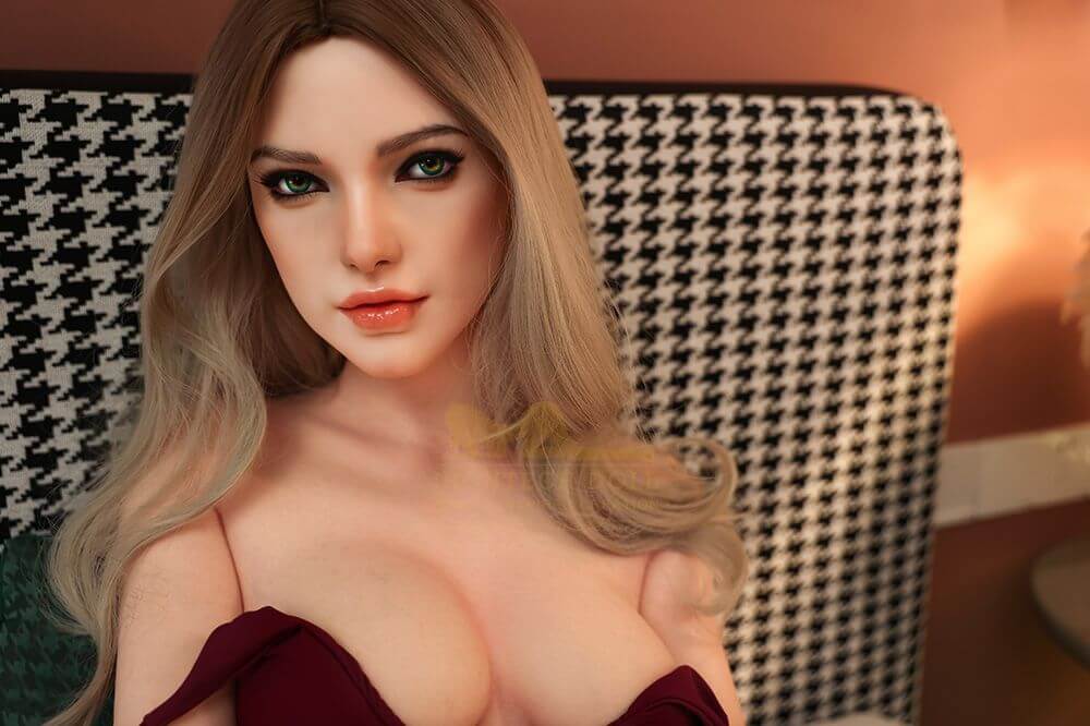 Sexpuppe Calista Natural