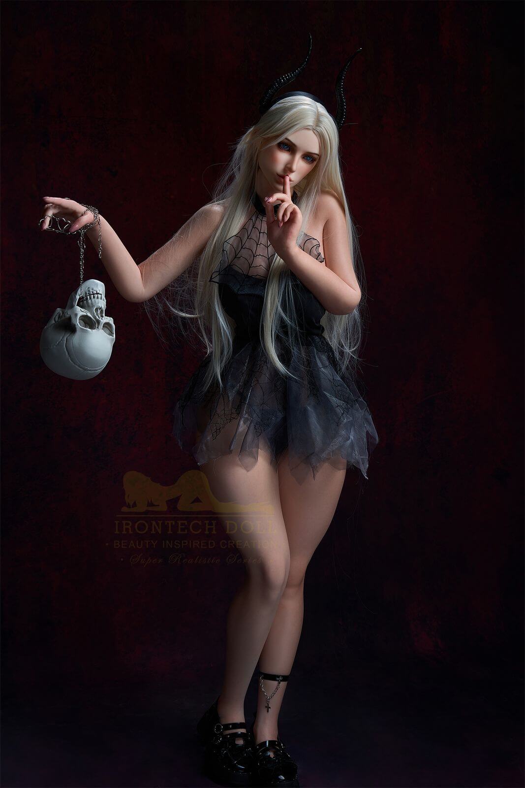 Sexpuppe Solene
