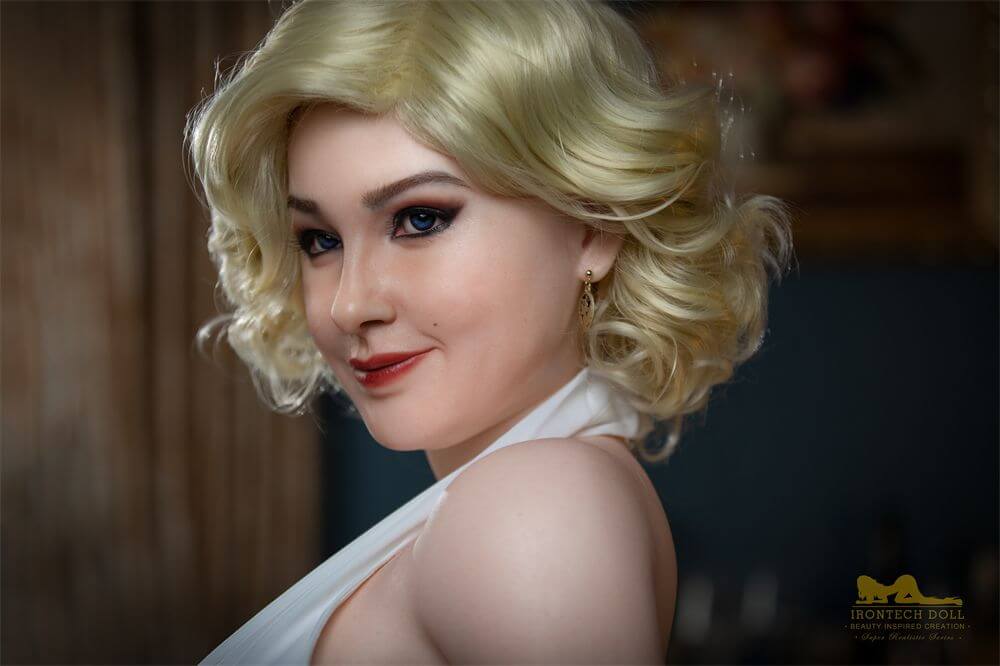Sexpuppe Carmel 2