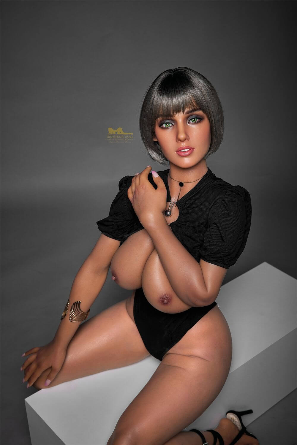 Sexpuppe Serilda Dark Tanned