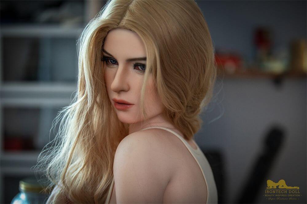 Sexpuppe Flora