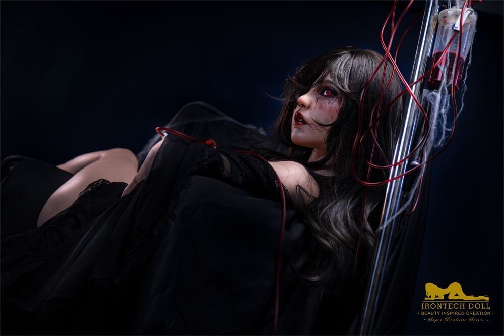 Sexpuppe Liora Halloween