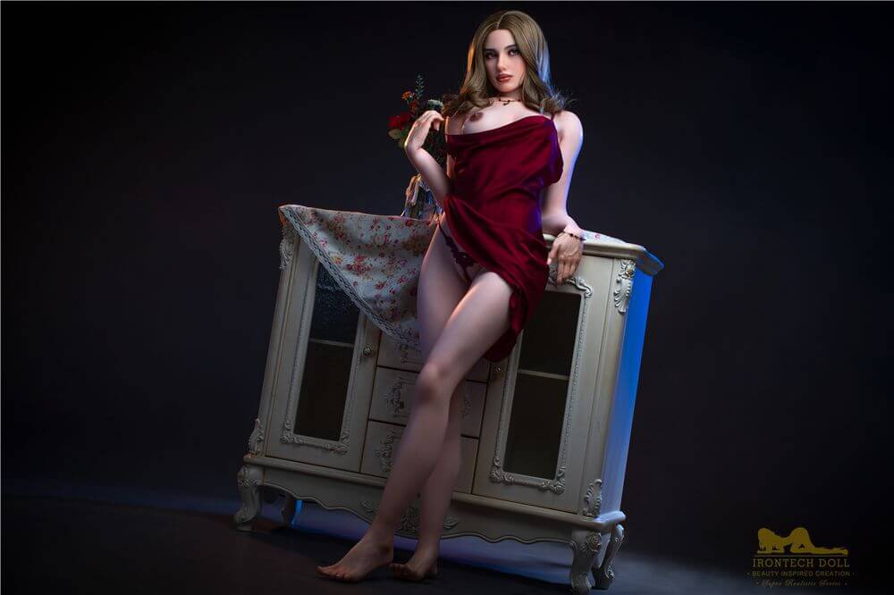 Sexpuppe Luna 6