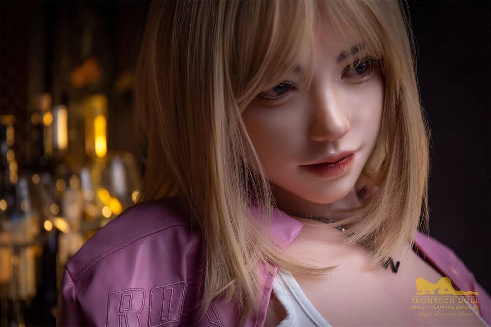 Sexpuppe Ravena