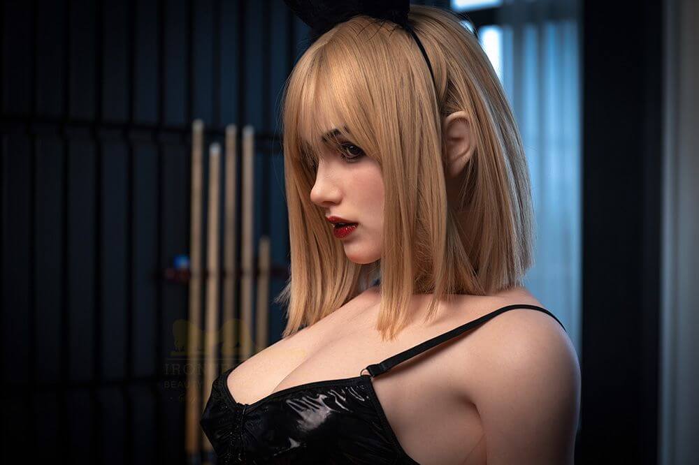 Sexpuppe Zephyra