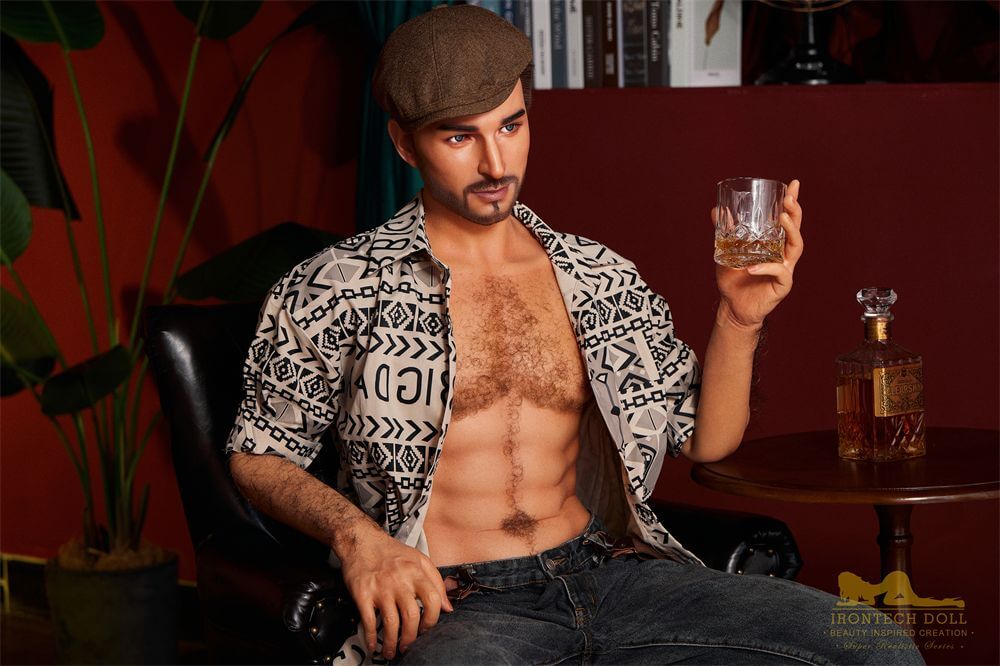 Maenliche Sexpuppe George