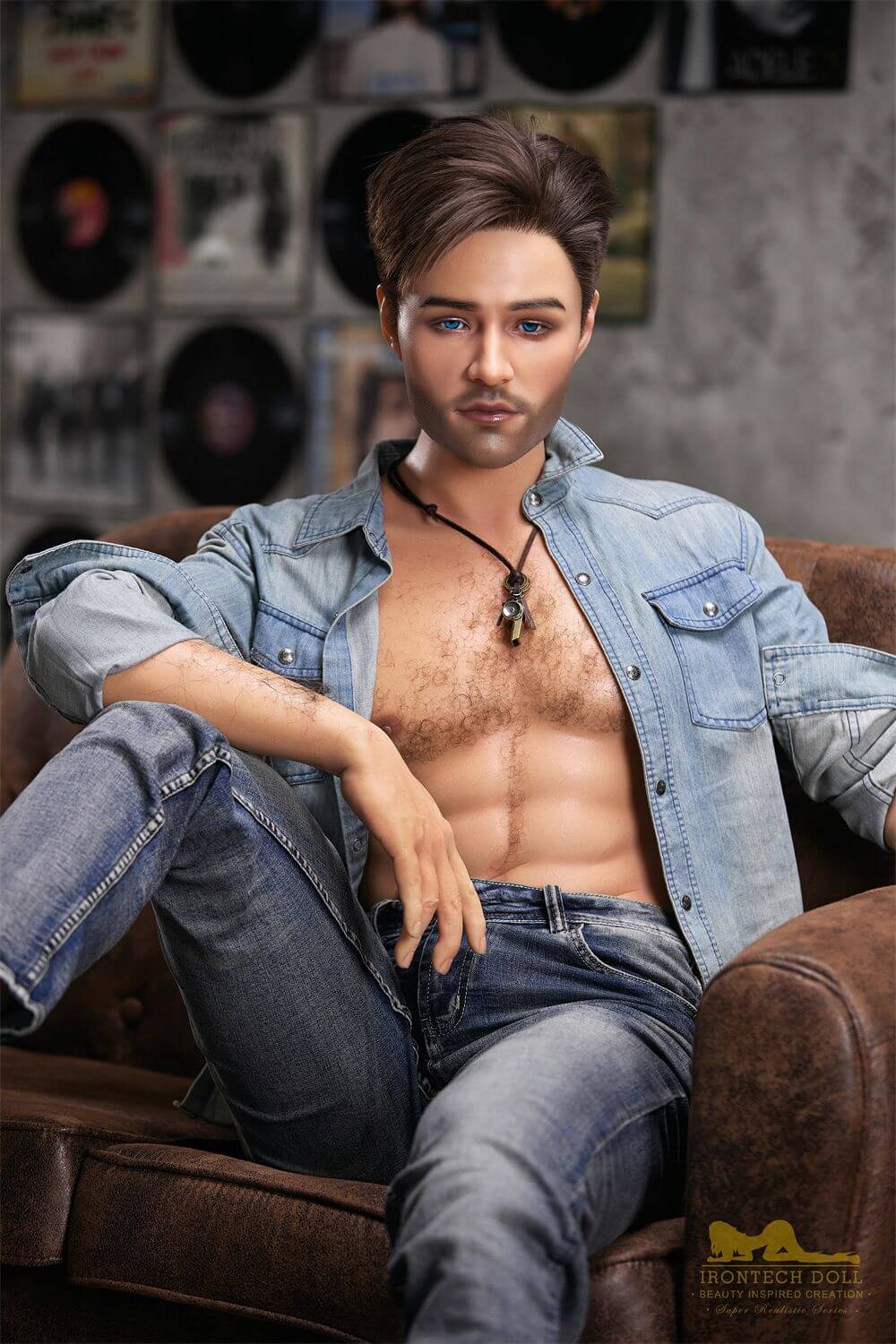 Maenliche Sexpuppe Emilio
