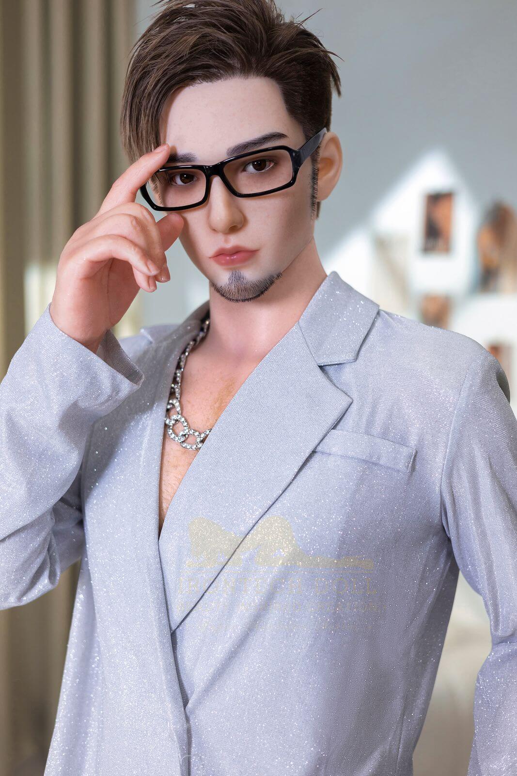 Maenliche Sexpuppe John