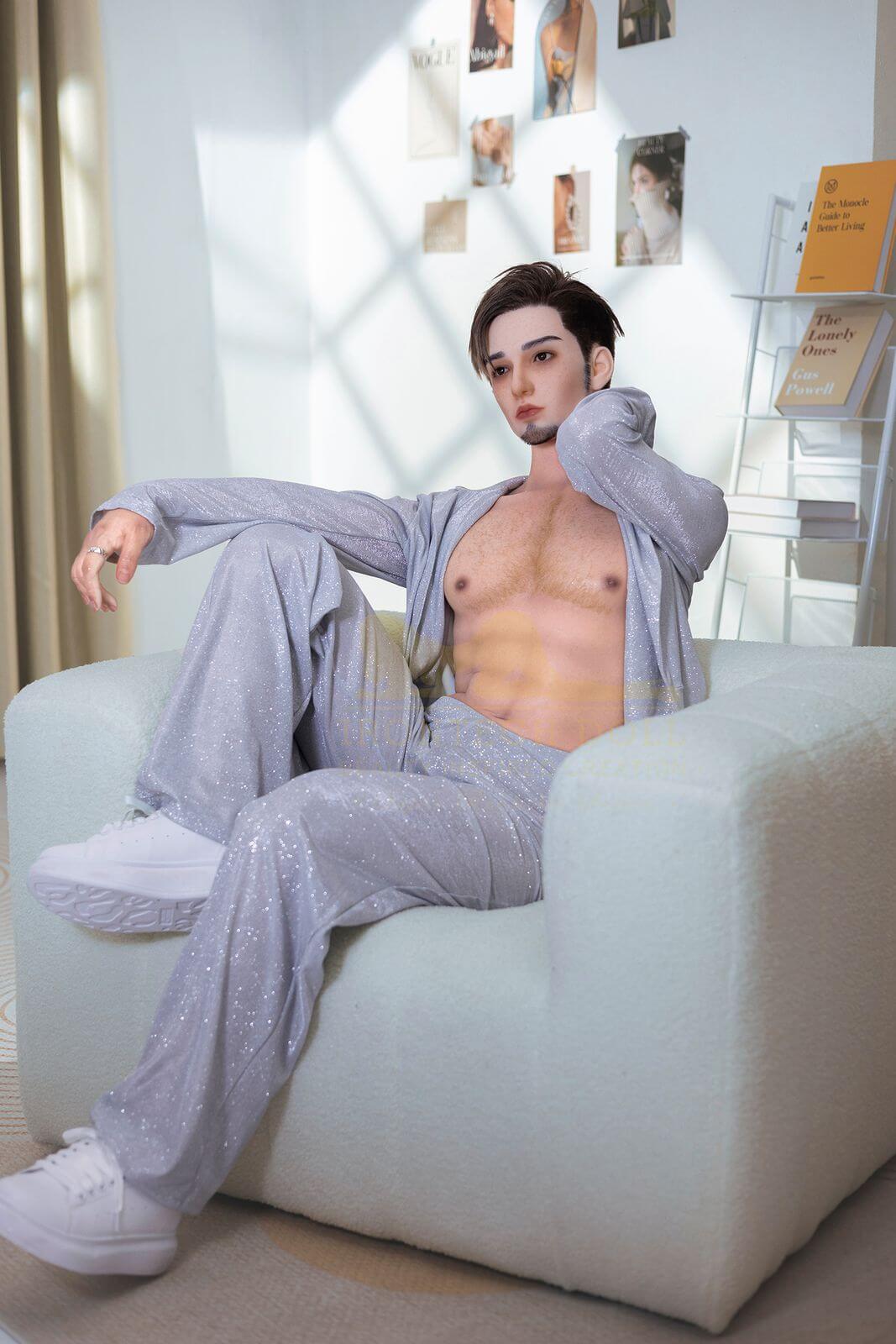 Maenliche Sexpuppe John