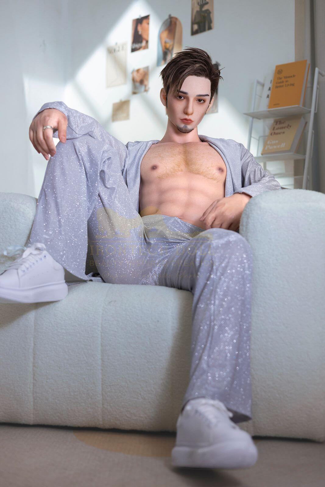 Maenliche Sexpuppe John