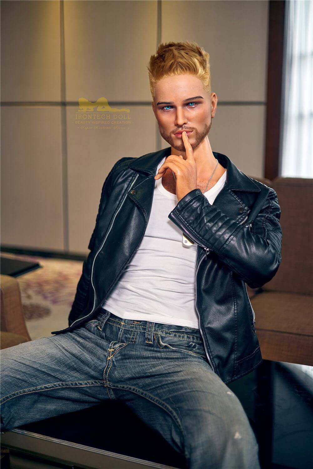 Maenliche Sexpuppe Kevin 2