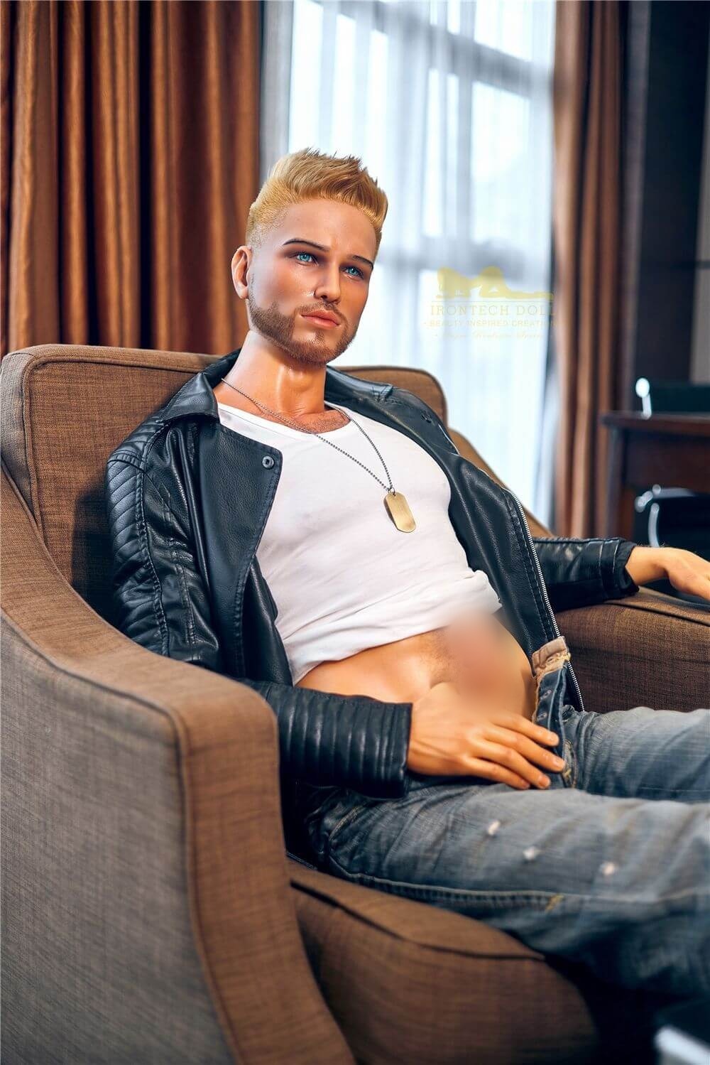 Maenliche Sexpuppe Kevin 2