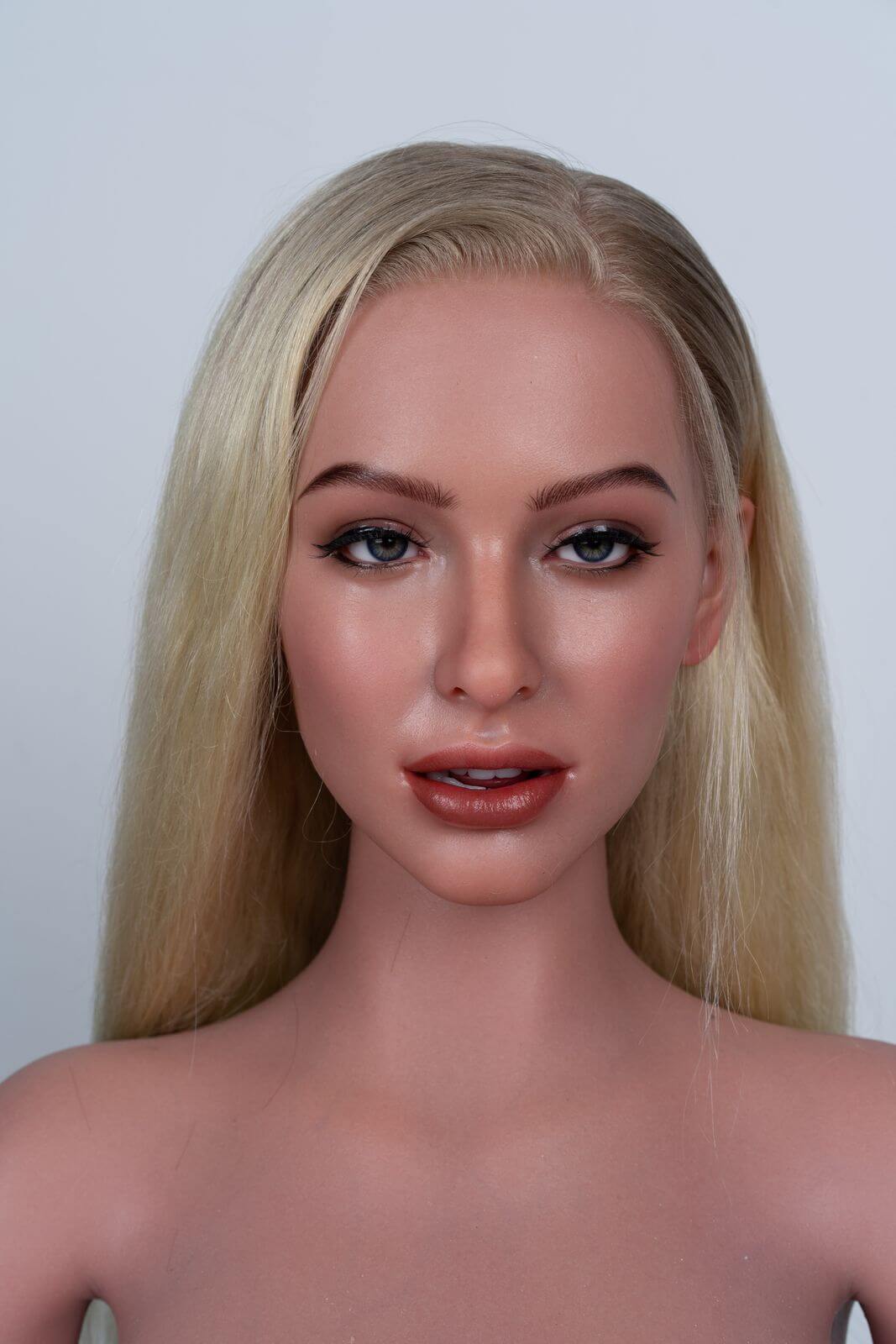Sexpuppe Dahlia