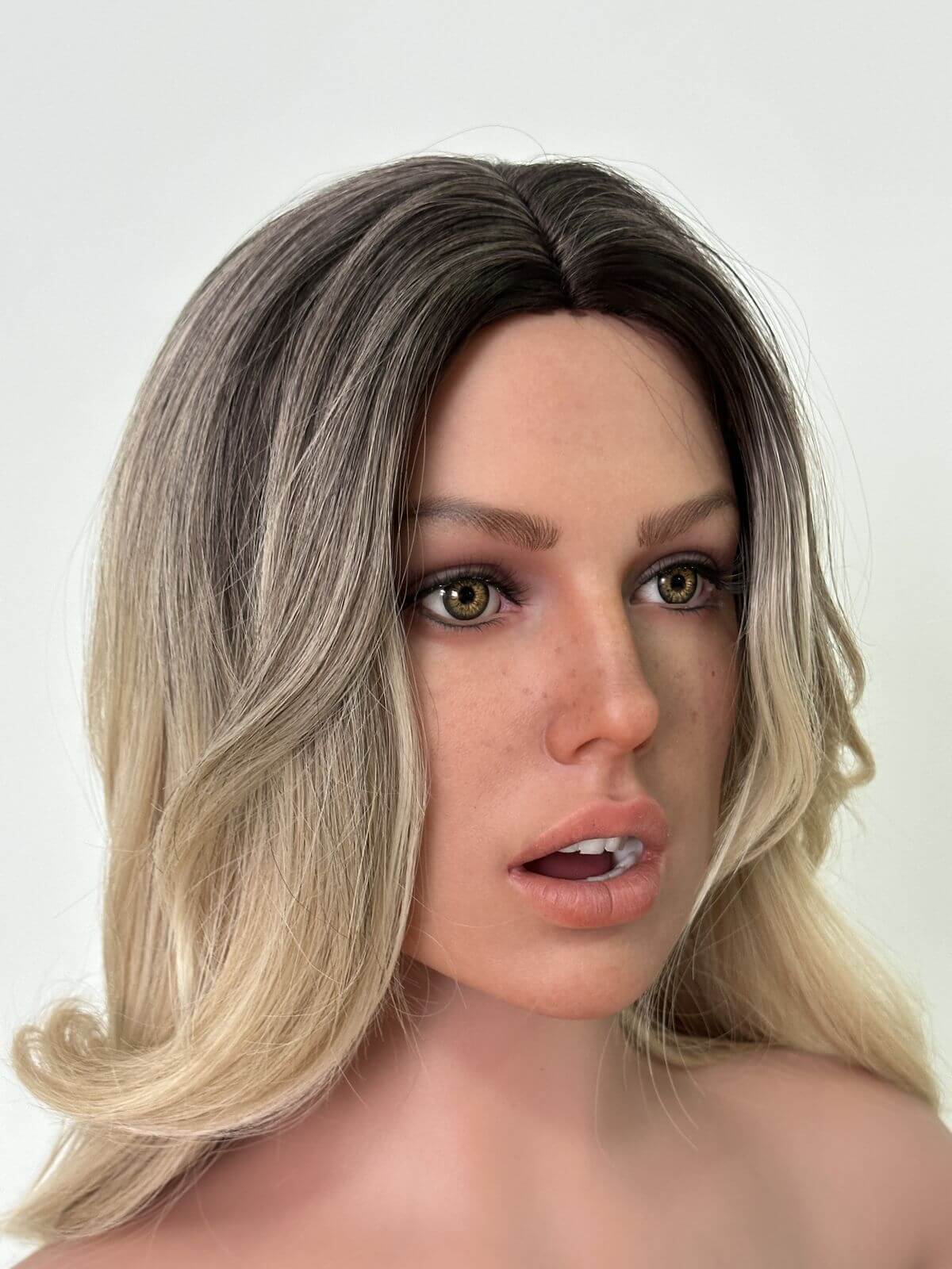 Sexpuppe Mirabella - Sofort lieferbar