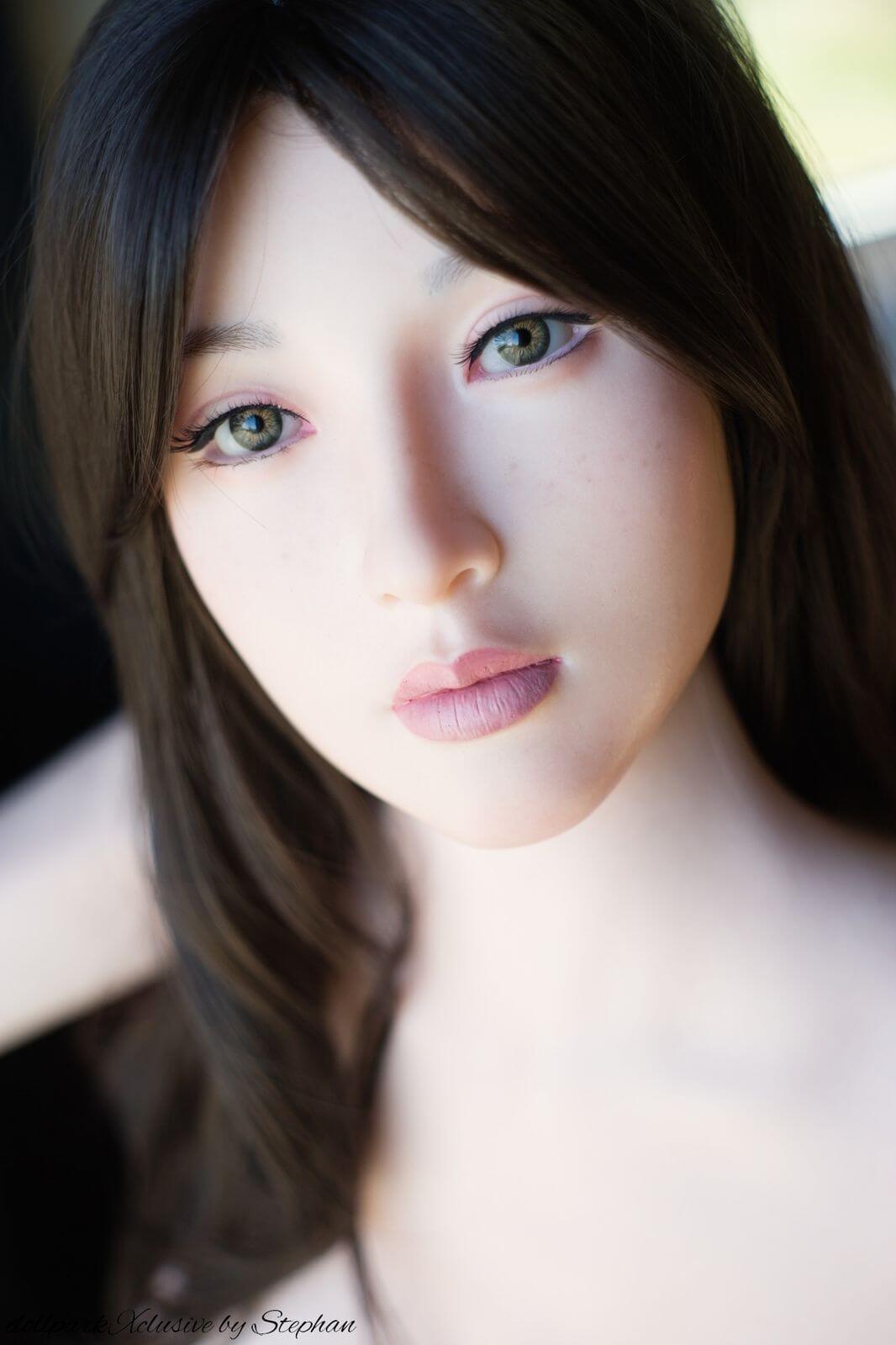 Silikon Sexpuppe Julina