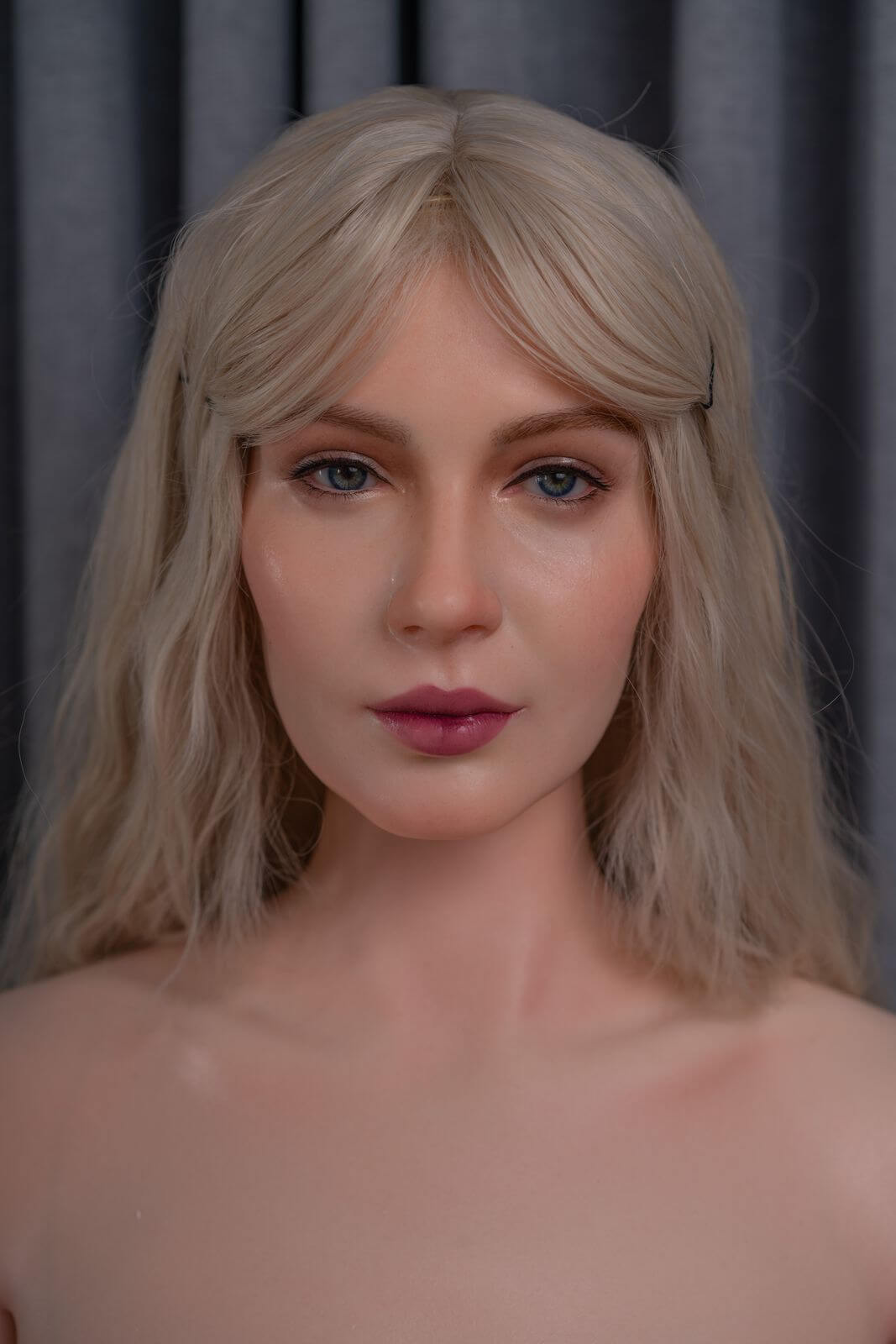 Silikon Sexpuppe Estelle