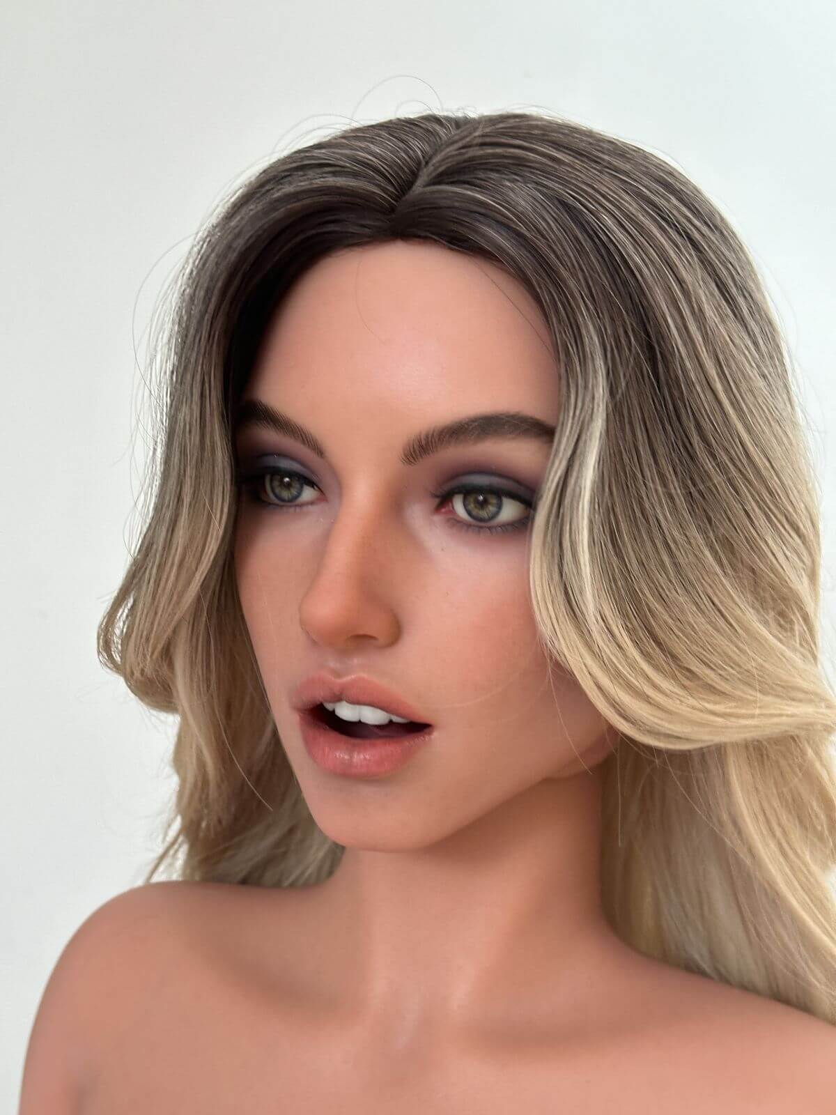 Sexpuppe Veralyn - Sofort lieferbar
