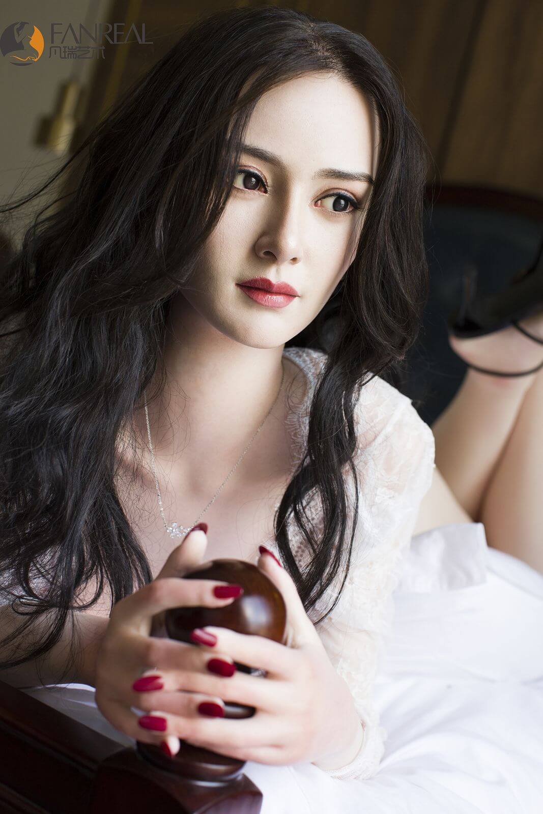 Silikonpuppe Ling - 172 cm