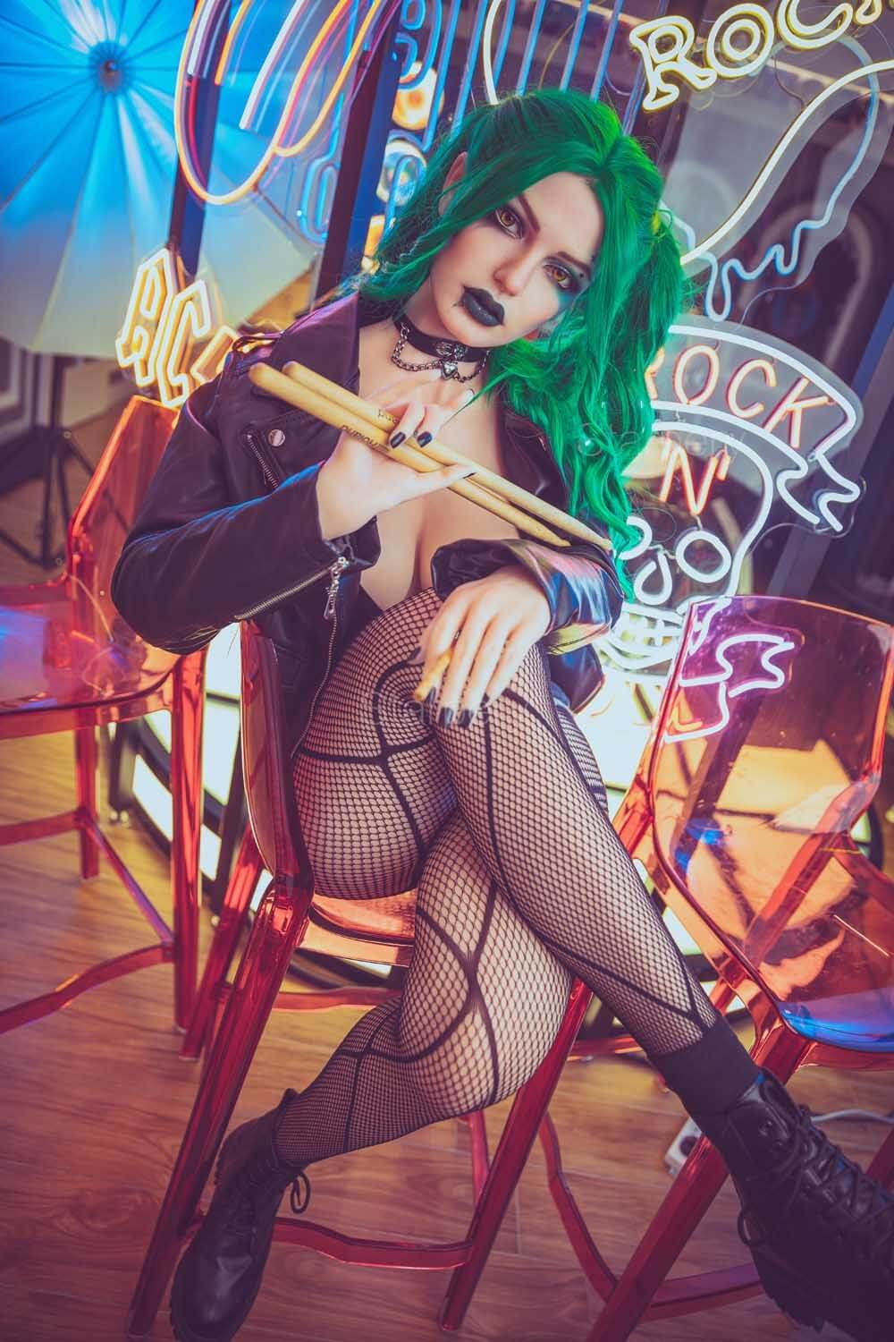 Sexpuppe Flora