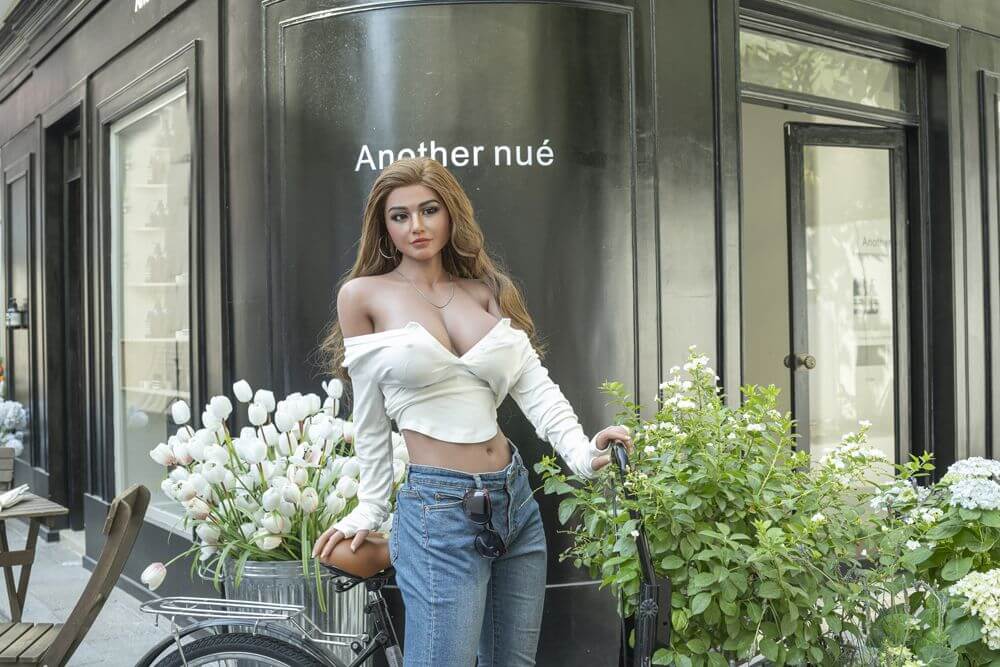 Sexpuppe Moner