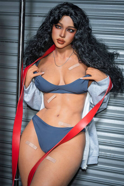Sexpuppe Avelyn