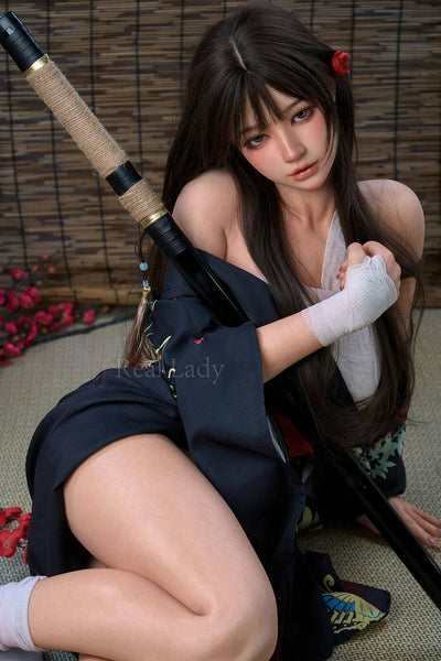 Sexpuppe Dangerous Heiress