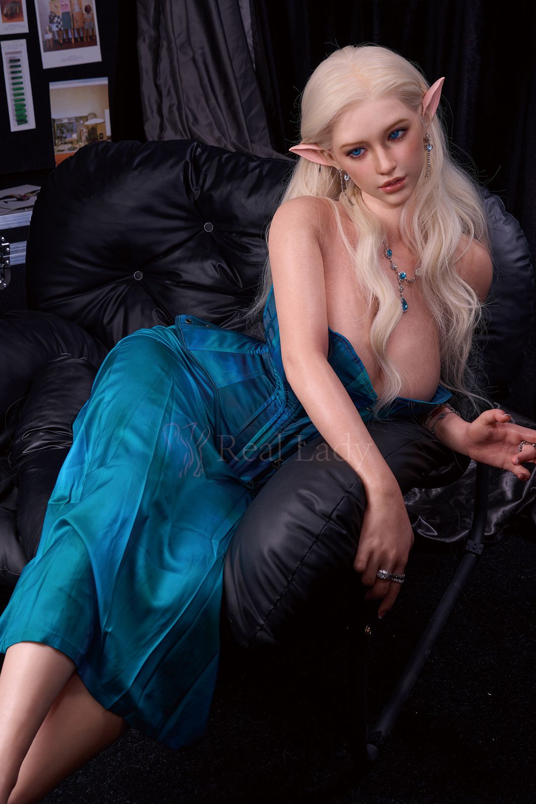 Silikonpuppe Lena Nightclub Boss