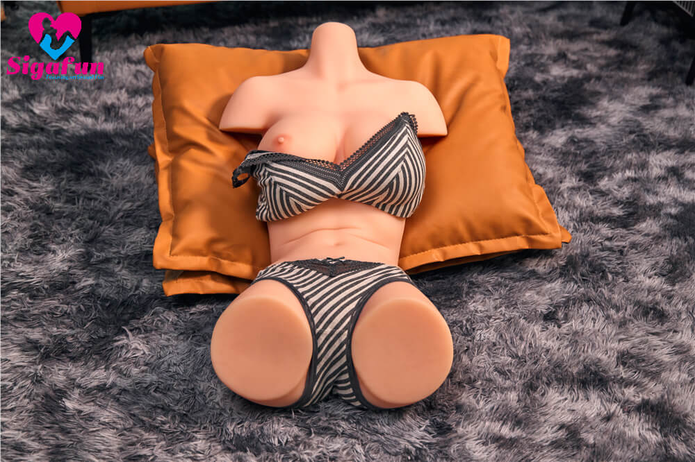 Sex Torso Akiko