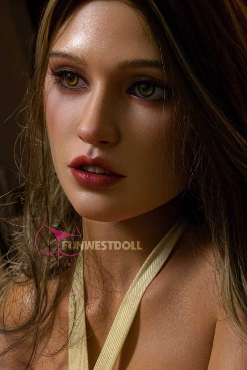 Sexpuppe Juliette 2