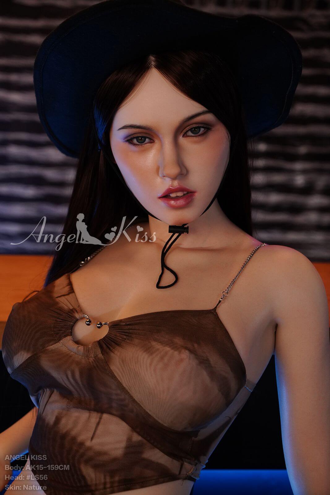 Sexpuppe Djenna