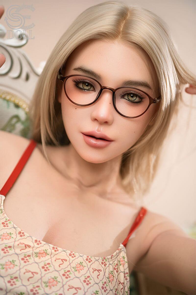 Silikonpuppe Maggie.D 2