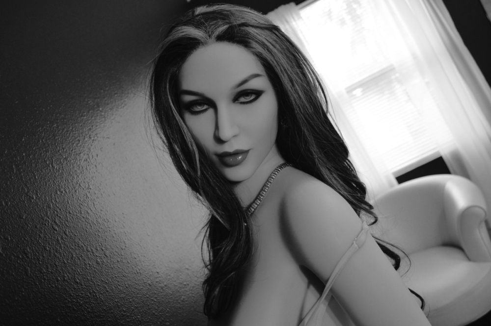 Sexpuppe Lana