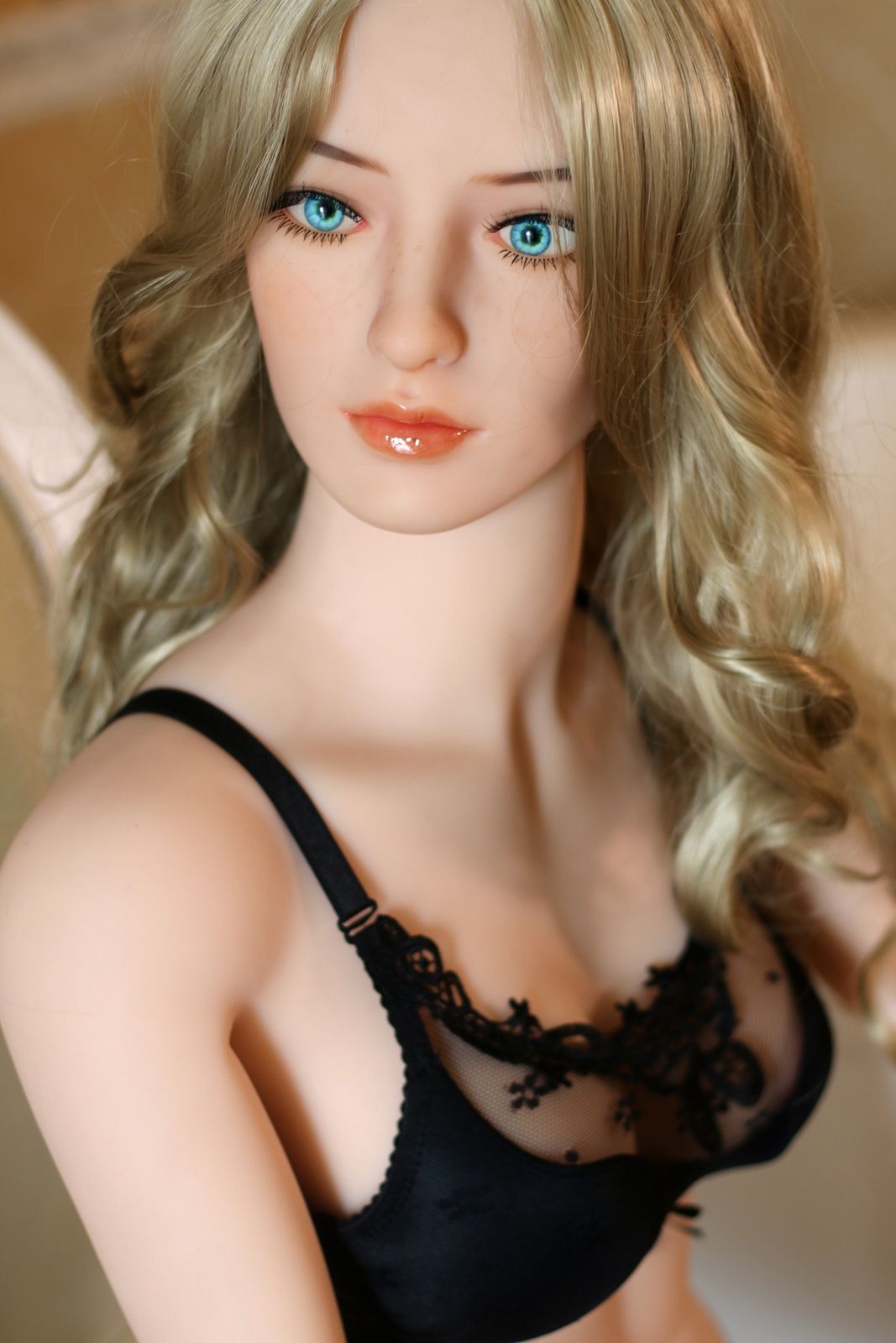 Sexpuppe Josi