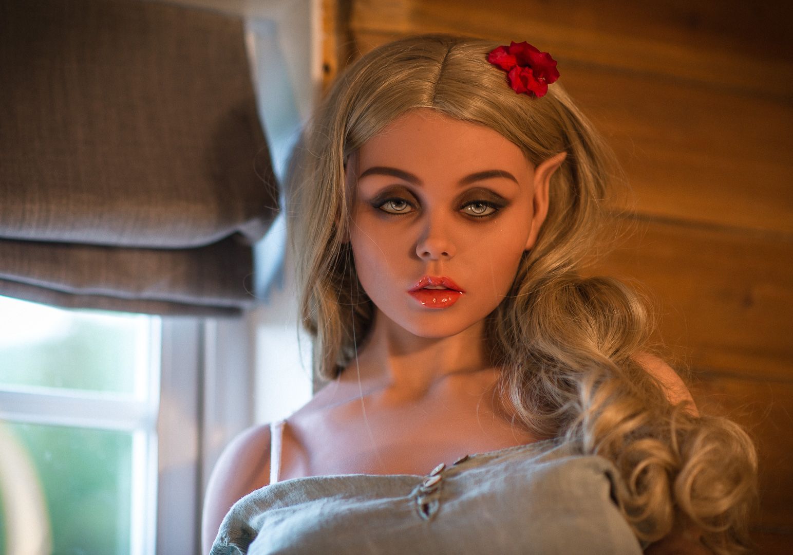 Sexpuppe Adelia Mit Elfenohren