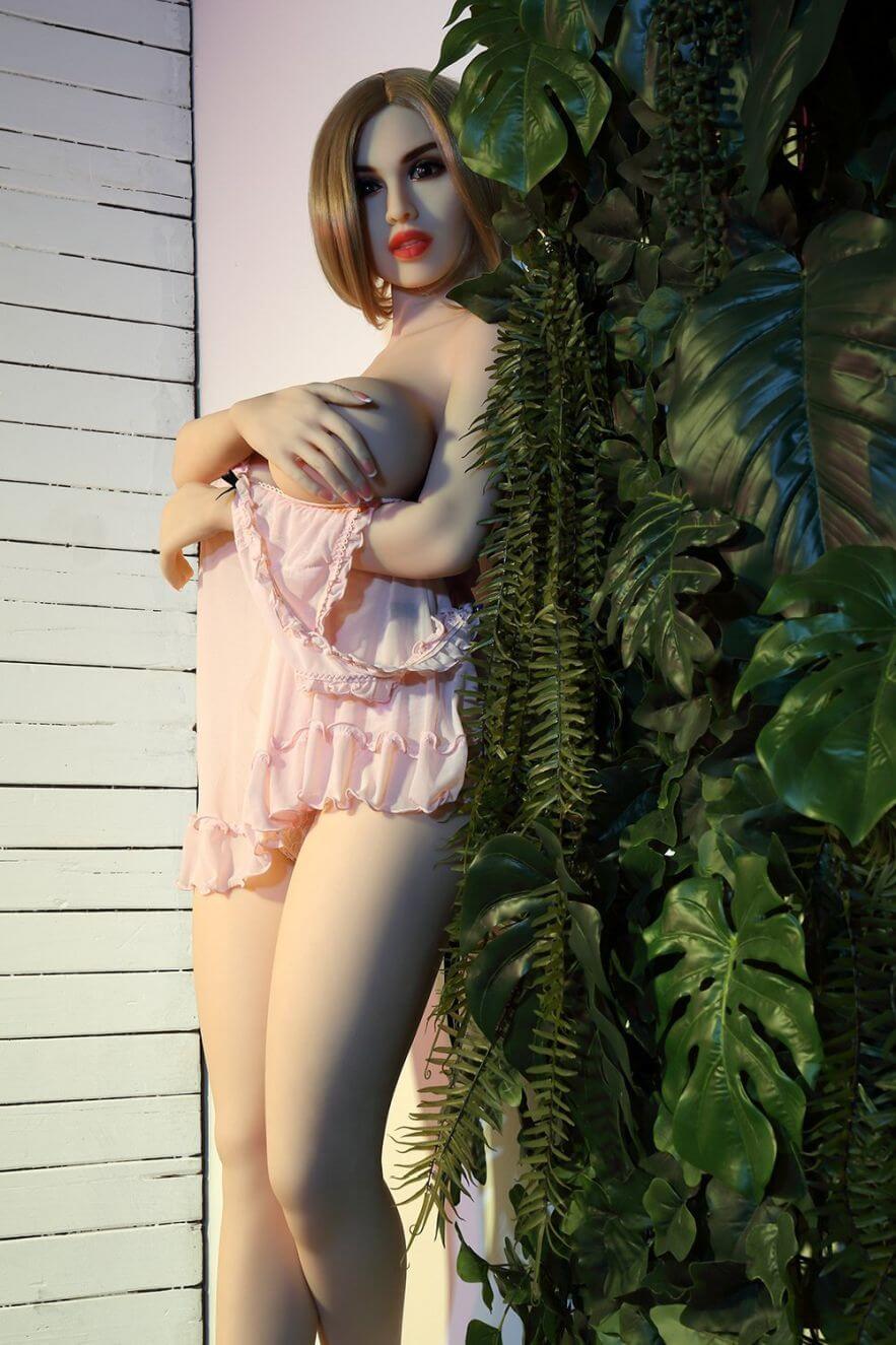 Sexpuppe Gulia