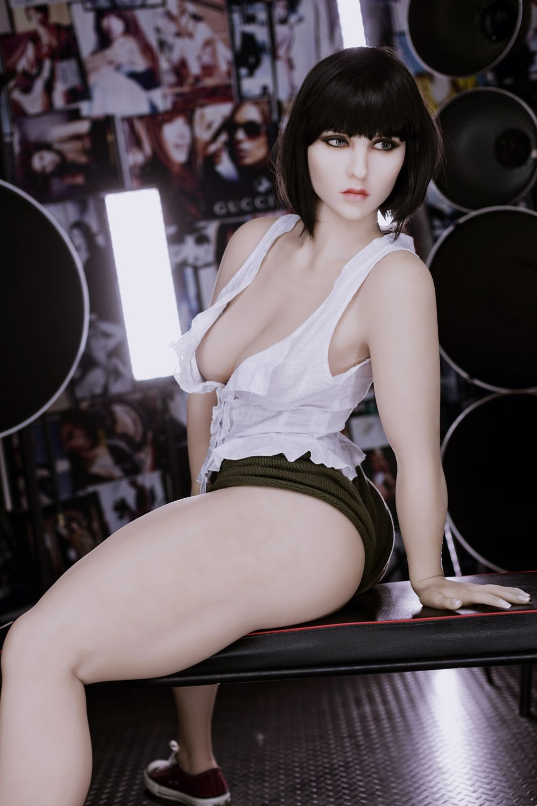 Sexpuppe Emina
