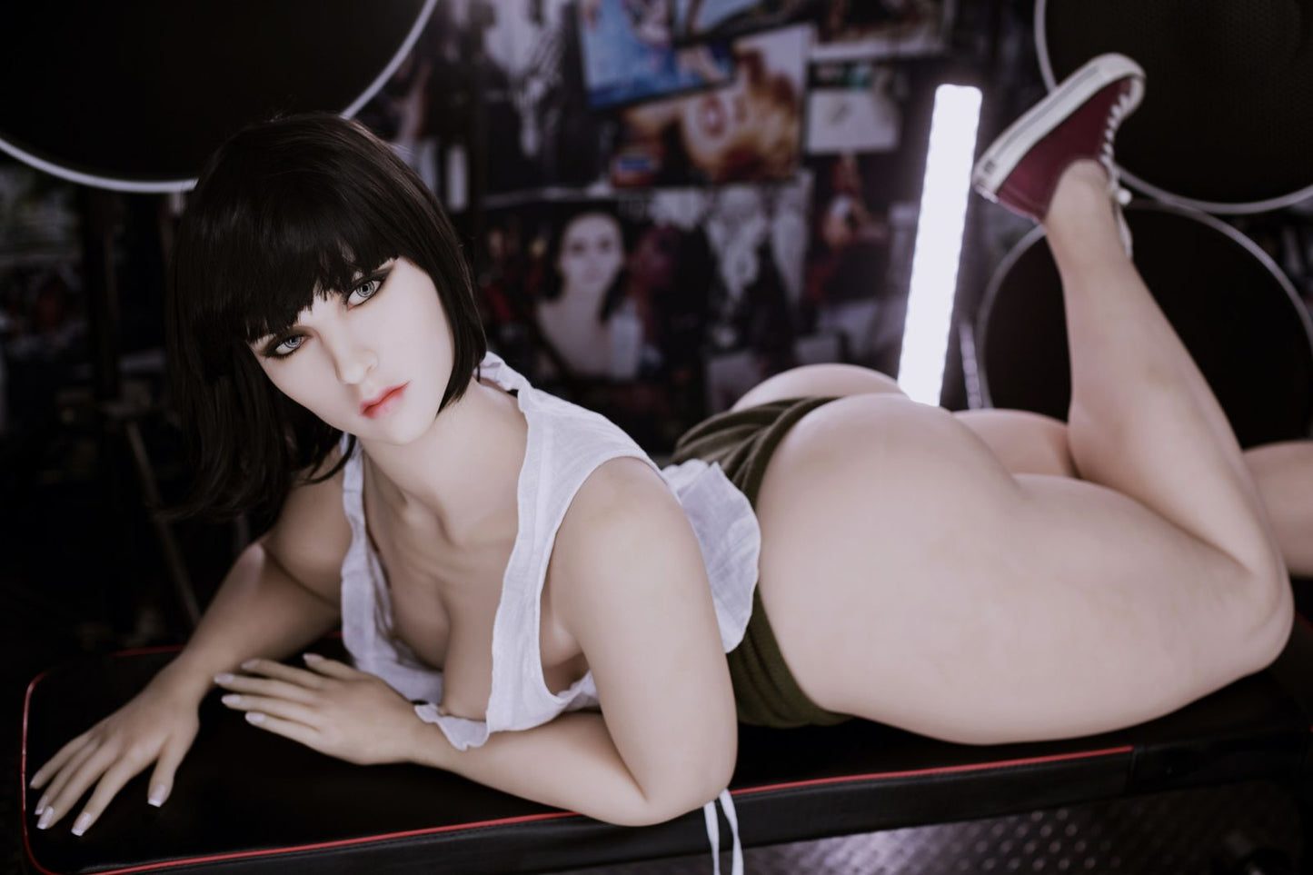 Sexpuppe Emina