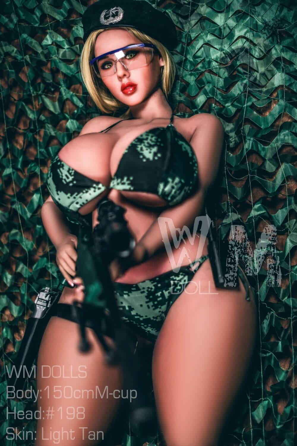 Sexpuppe Mone