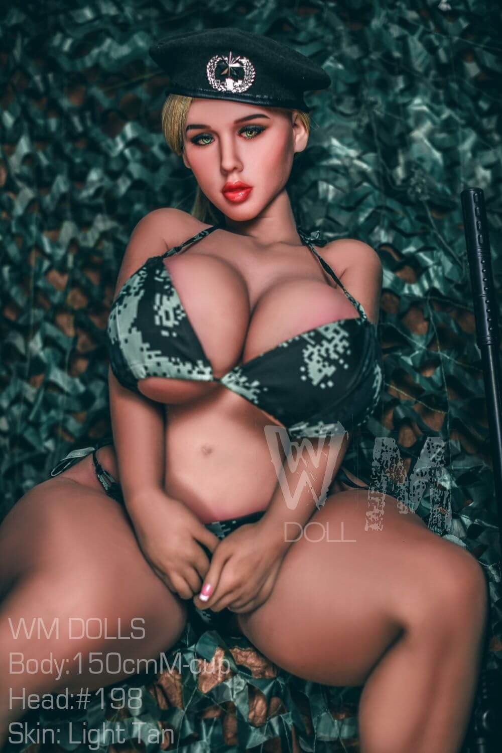 Sexpuppe Mone