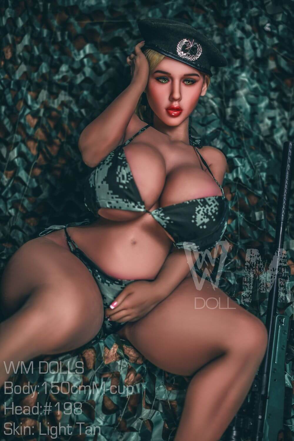 Sexpuppe Mone