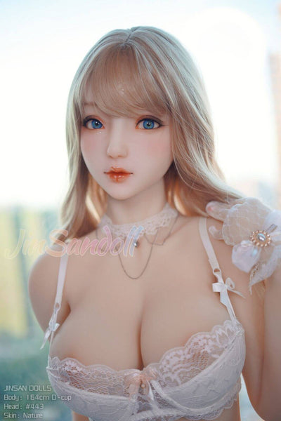 Sexpuppe Minh