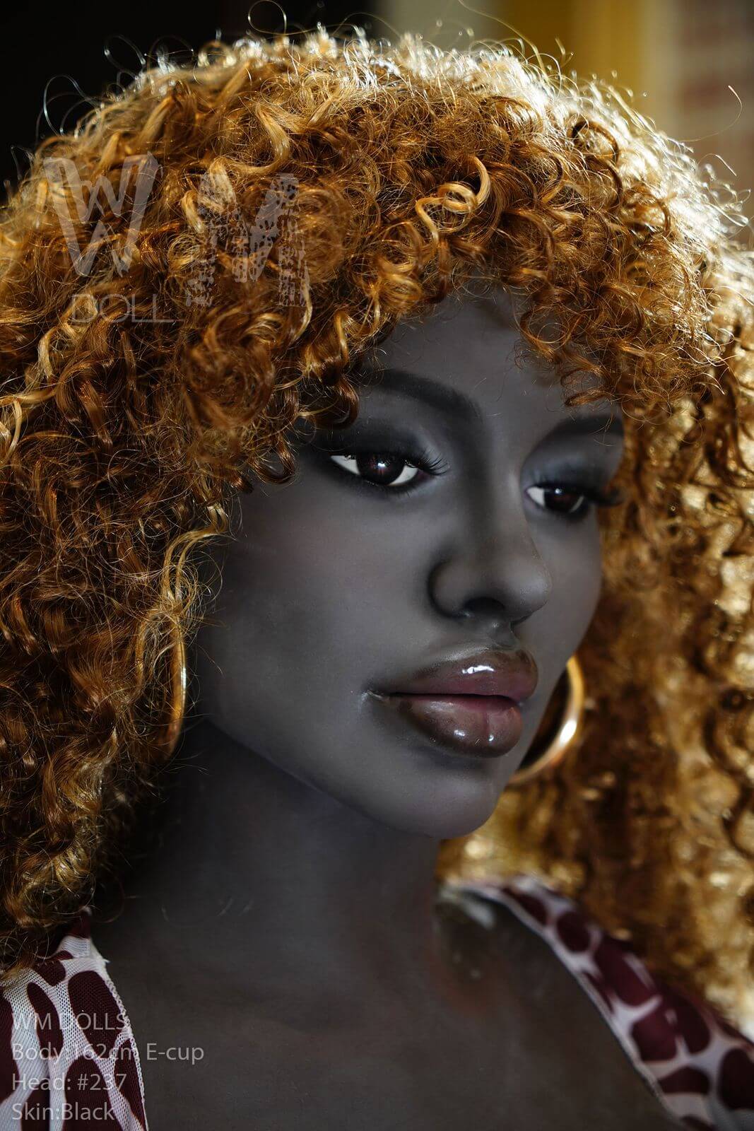 Sexpuppe Latoya
