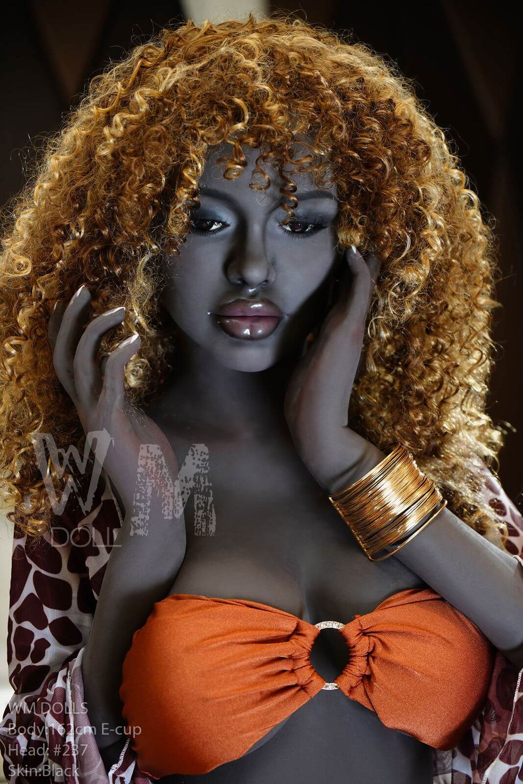 Sexpuppe Latoya