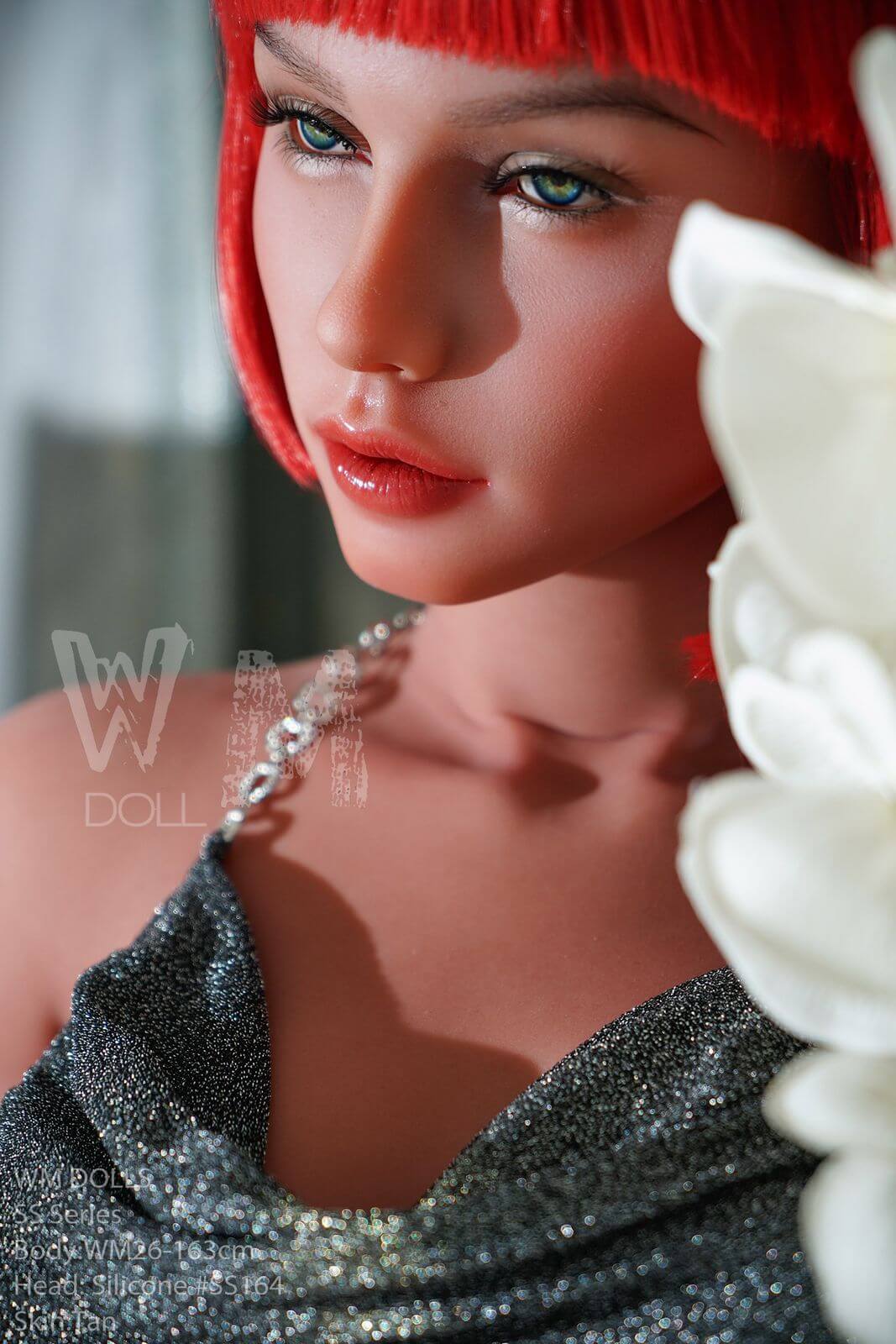 Sexpuppe Zinnia