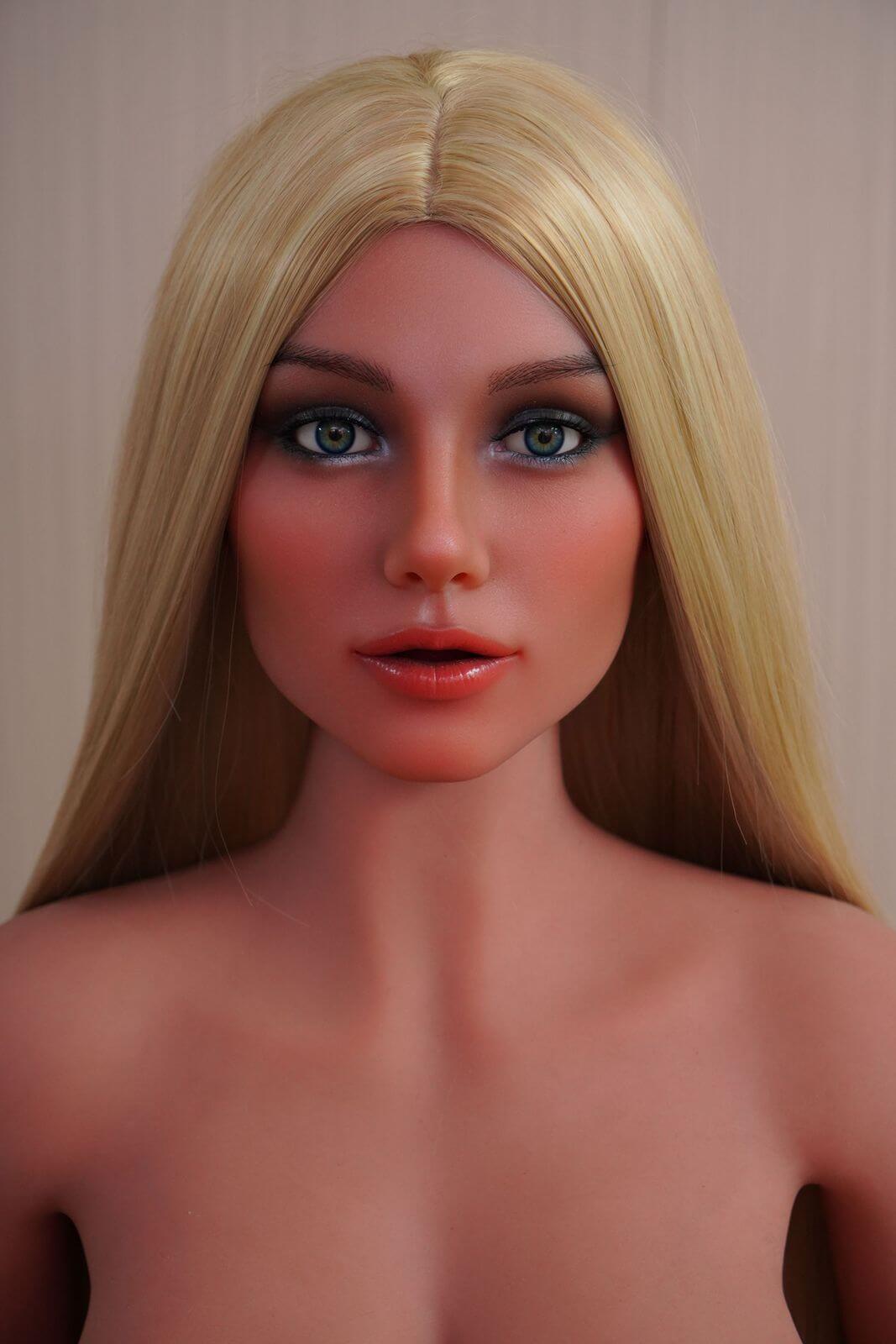 Sexpuppe Petronella
