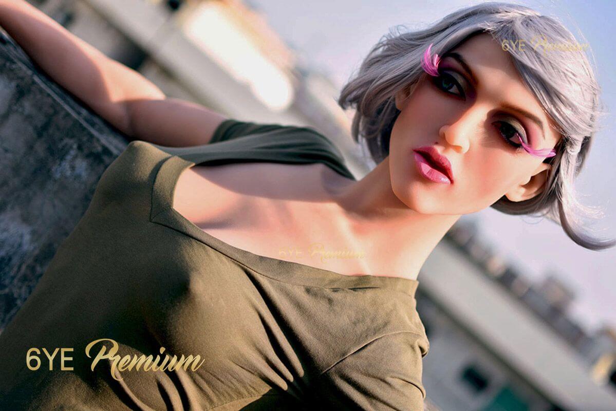 Sexpuppe Jamila