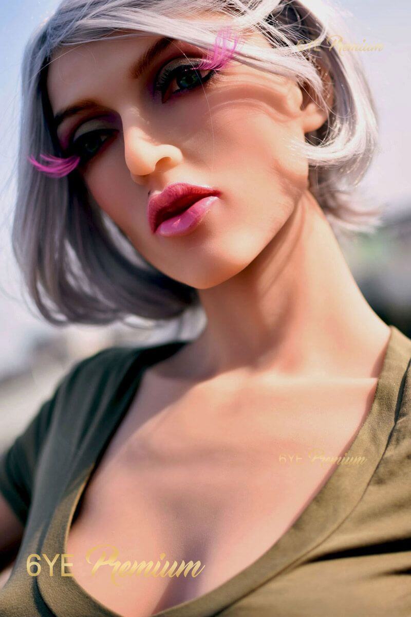 Sexpuppe Jamila