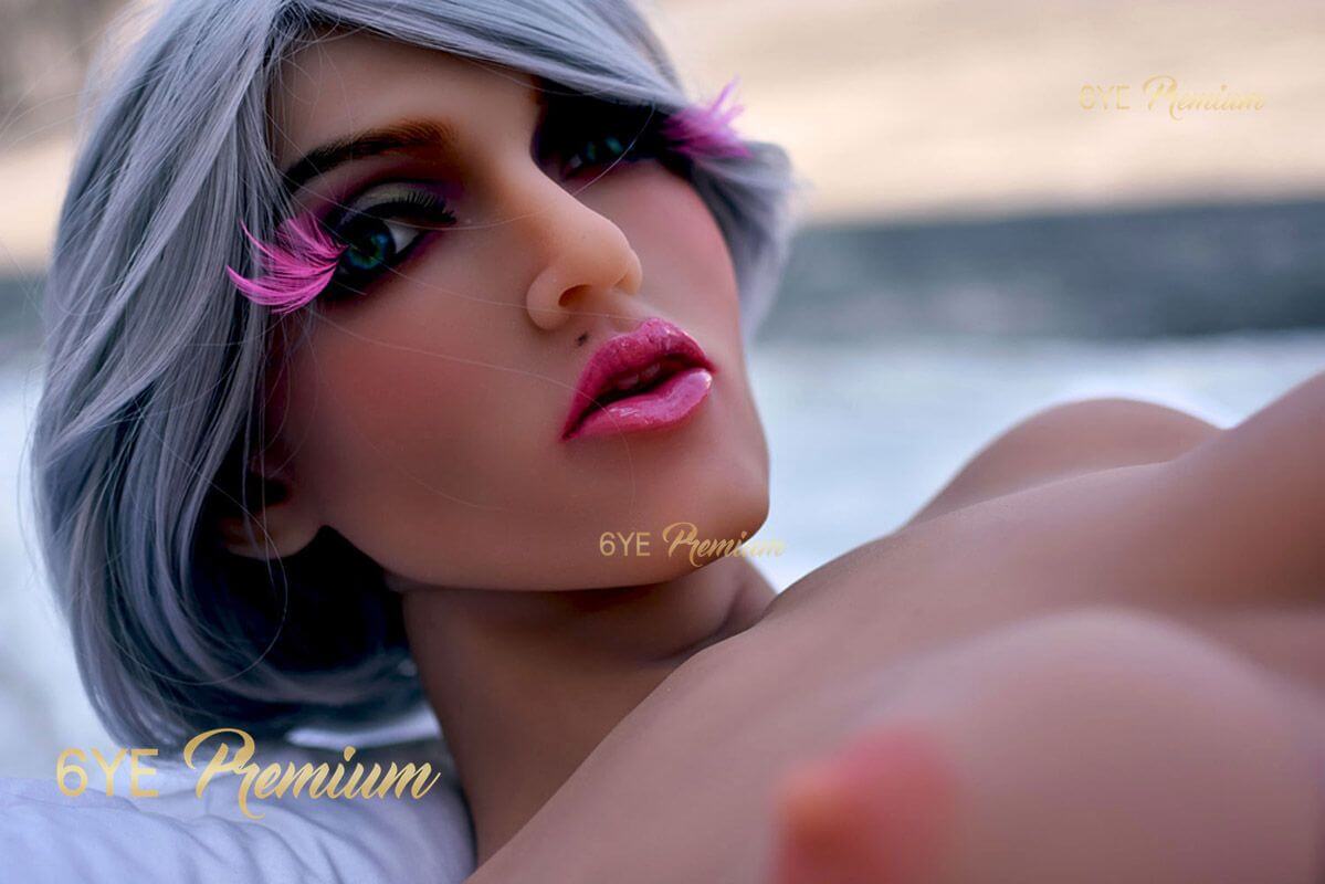 Sexpuppe Jamila